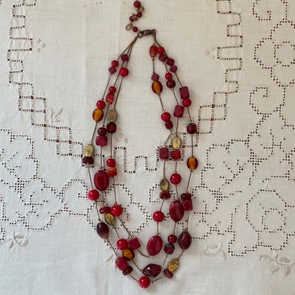 Vintage 3 strand Necklace - Picture 3 of 7